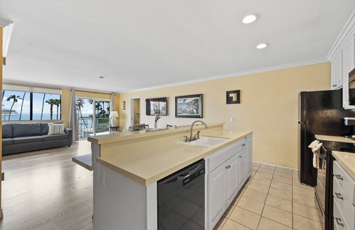 Avalon Hotel | Discover Catalina Courtyard Suites with Ocean Views & Spa