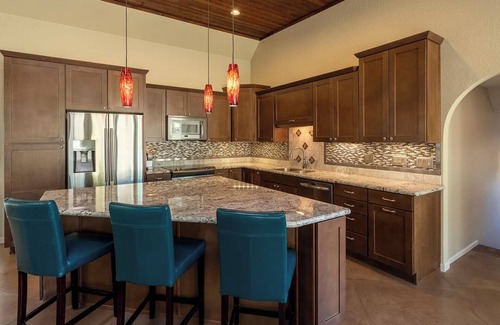 Cimarron Foothills Estates House | Private Retreat in Catalina Foothills with Pool and Spa