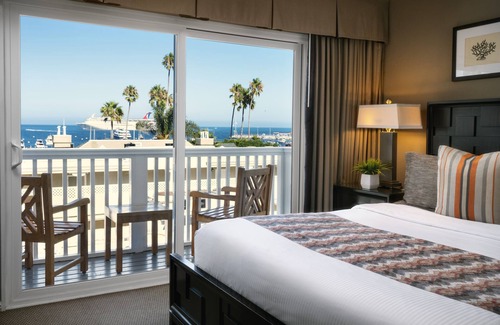 Avalon Hotel | Relaxing Catalina Island Inn with Spa & Breakfast Included