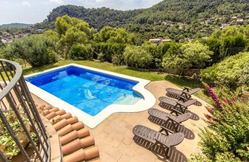 Torrelles de Llobregat Villa | Discover Catalunya Casas Villa with Pool Near Barcelona