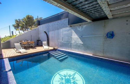 Costa Cunit Villa | Modern Hilltop Haven with Private Pool Near the Beach