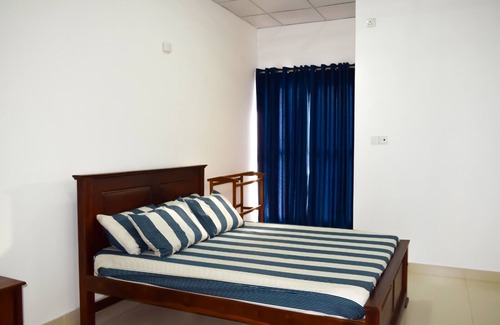 Arunagiri Nagar Hotel | Guest Rated: Catamaran Inn with Breakfast & Family Atmosphere