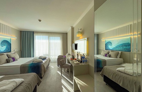Beldibi Resort | All-Inclusive Catamaran Quality Times with Ocean Views