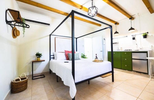 Maleza Alta Apartment | Private Pool Retreat: Catania 2 Suite with Wi-Fi Access