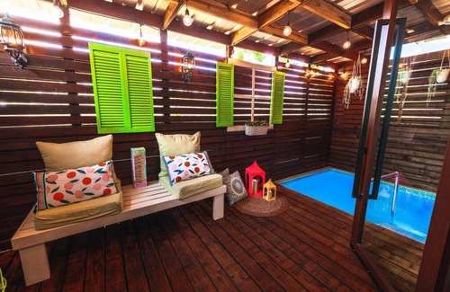 Maleza Alta Apartment | Private Pool Retreat: Catania 2 Suite with Wi-Fi Access