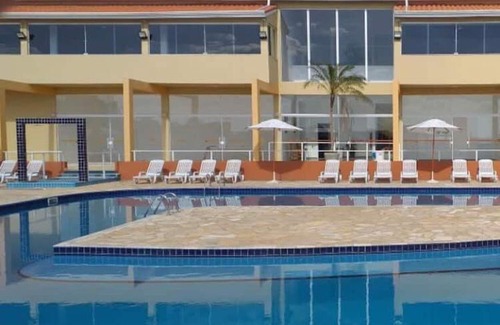 Mairinque Resort | Pet-Friendly Catarina Chalé: Relaxing Pool and Hot Tub