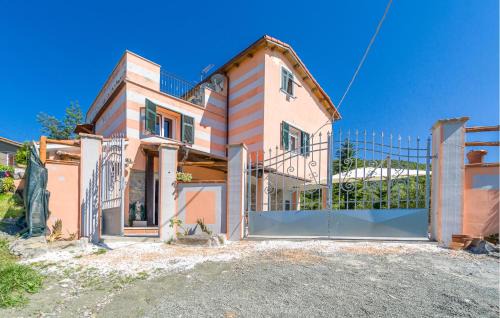 Calice al Cornoviglio House | Pet-Friendly Retreat at Cataverna - Family Welcome Awaits