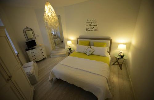Val della Torre Bed & Breakfast | Discover Caterina.C B&B: Pet-Friendly with Ocean Views