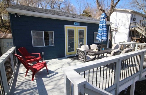 Osage Beach Cabin | Lakefront Retreat: Catfish Cabin with Pool & Spa Amenities