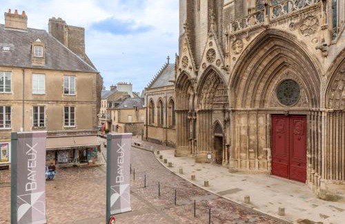 Bayeux Apartment | Cathédrale: Enchanting Apartment for Families of Four