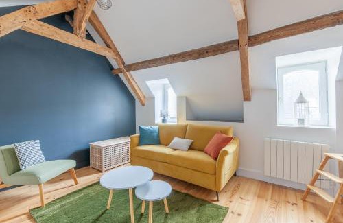 Bayeux Apartment | Cathédrale: Enchanting Apartment for Families of Four