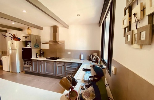 Esperaza Cottage | Pet-Friendly CATHAR Gite with Oceanfront Views in OCCITANIA
