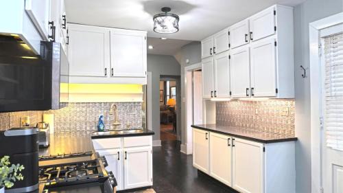 Summit - University Apartment | Cathedral Hill Charm