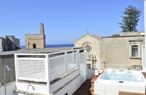 Otranto Historic Centre Apartment | Elegant Cathedral Suite with Hot Tub & Breakfast Included