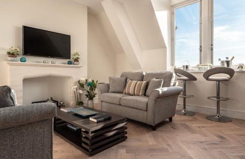 Exeter Apartment | Exclusive Cathedral View Apartment in Exeter - 4 Star Rated