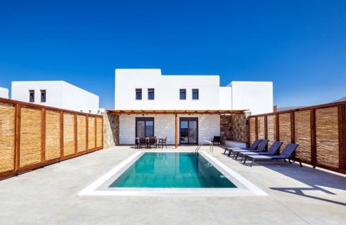 Afiartis Villa | Seafront Villa with Private Pool - Guest Rated 9.8
