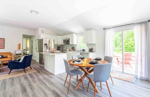 Lanesville Cabin | Guest Rated: 10/10 for Catskill Kaaterskill Cabin Retreat