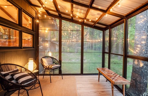 Town of Denning Cabin | Inviting Pet-Friendly Cabin with Cedar Hot Tub in Catskills