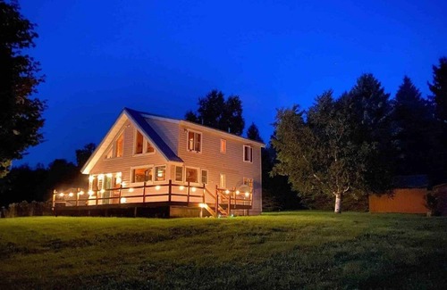 Hobart Cabin | Idyllic Catskills Cabin with Breathtaking Mountain Views