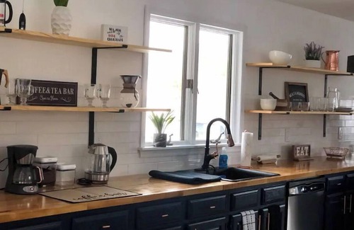 Rock Hill House | Beautiful Catskills Cottage by the Lake with Pool & Spa
