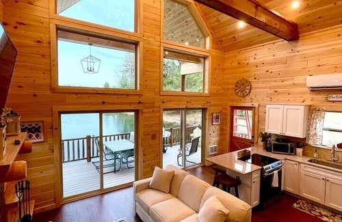 West Oneonta Cabin | Idyllic Catskills Over Water Bungalow on Scenic Lake Albanese