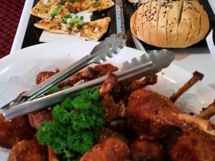 Richmond Hill Hotel | Enjoy Comfort at Cattleman's Rest Motor Inn with Pool & Kitchen