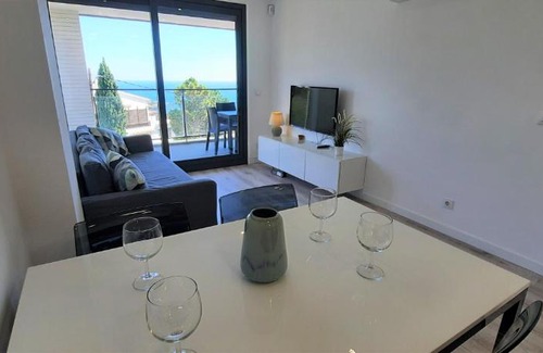 Llanca Apartment | Premier CAU DEL LLOP 2: Pet-Friendly with Ocean Views