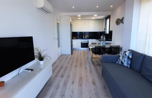 Llanca Apartment | Premier CAU DEL LLOP 2: Pet-Friendly with Ocean Views