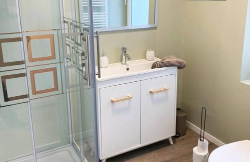 Caudry Apartment | Ideal Caudry Studio: Child-Friendly & Centrally Located