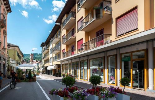 Cavalese Apartment | Pet-Friendly Cauriol Suites: 4-Star Getaway with High Reviews