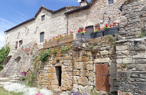 Saint-Georges-de-Levejac House | Discover Caussenarde: Beautiful Retreat by Tarn Gorges