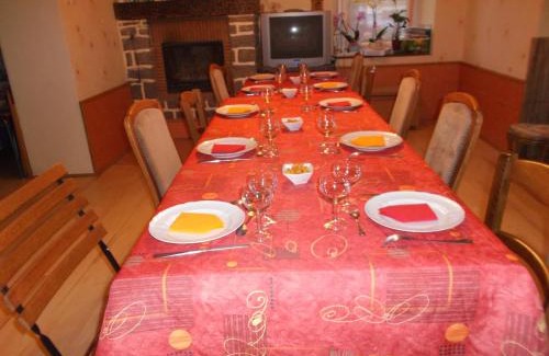 Rohan Bed & Breakfast | Pet-Friendly Getaway at Caux-Breizh with Breakfast Included