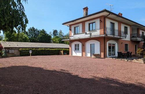 Nebbiuno Apartment | Unforgettable Stay at Casa del Vecchio Faggio, Nebbiuno
