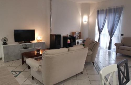 Nebbiuno Apartment | Unforgettable Stay at Casa del Vecchio Faggio, Nebbiuno