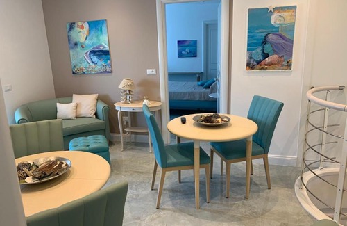 Anzio House | Elegant Cavalieri D'Oro House - Family-Friendly Retreat