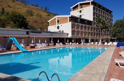 Aguas de Lindoia Apartment | Relax at Cavalinho Branco: Oceanfront Pool & Spa Retreat