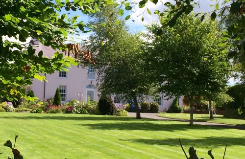 Newry House | Unforgettable Cavan House: Georgian Farmhouse by Mourne Mountains
