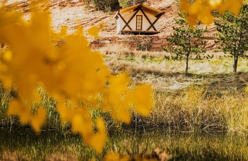 Kanab Cabin | Discover Cave Lakes Canvas Cabin Suite #1 for Families