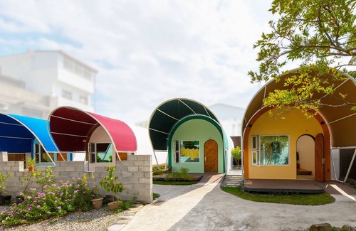 Guanshan Bed & Breakfast | Caves B&B