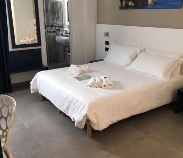 Torre dell'Orso Hotel | Relax at Cavour 19 - Dependance with Oceanfront Views
