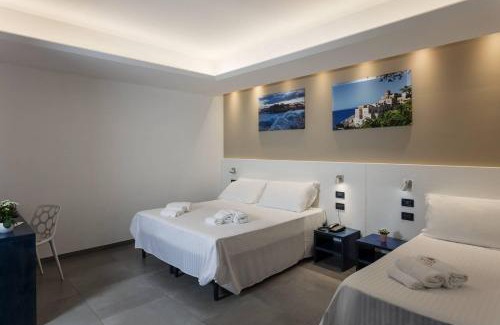 Torre dell'Orso Hotel | Relax at Cavour 19 - Dependance with Oceanfront Views