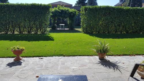 Vittuone Bed & Breakfast | Child-Friendly Retreat at Cavour 45 – Rated 8/10 by Guests