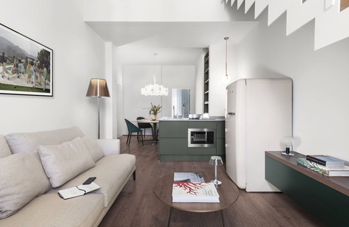 Campi Bisenzio Apartment | Experience Comfort at Cavour Deluxe with Family-Friendly Amenities