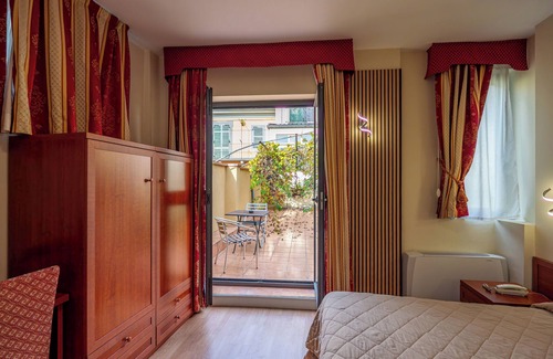Moncalieri Hotel | Budget-Friendly Cavour Resort with Family Amenities Included