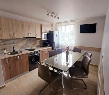 Baile Felix House | Cazare Apartamente IRIS