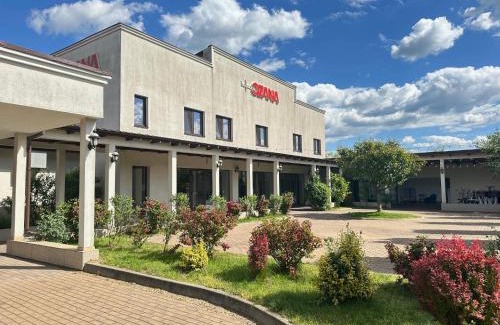 Beclean Hotel | Family-Friendly Getaway at Cazare Ozana Figa