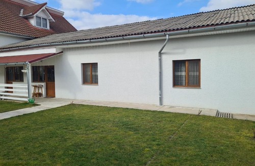 Hateg House | Top-Rated Family Getaway at CAZARE TURISM PRISLOP