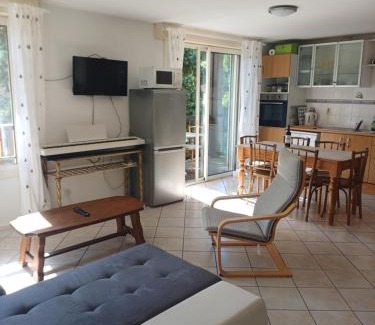 Mauleon-Barousse Apartment | Cazharil