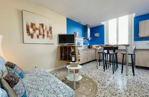 Gieres Apartment | Cozy CB La Ville à la Campagne: Ideal for Students