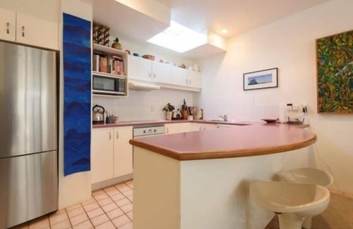Newton House | Stylish CBD 3-Storey Terrace House with Courtyard Oasis